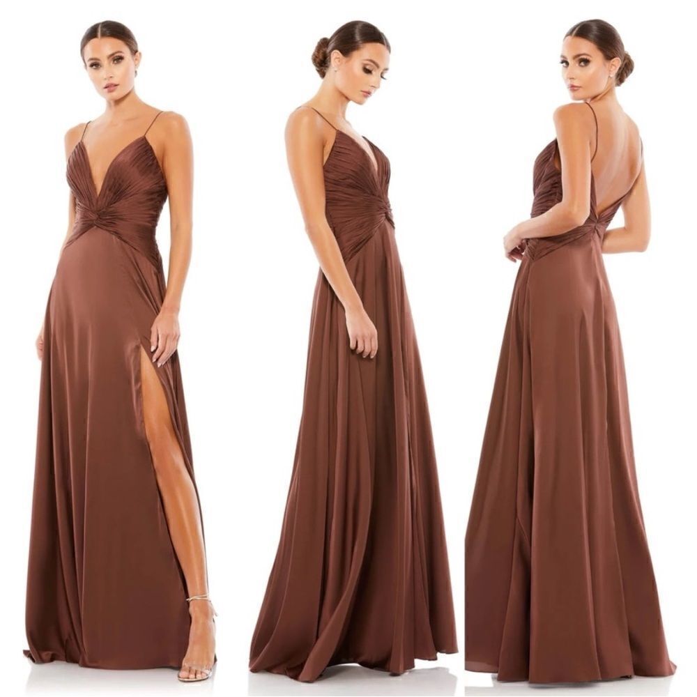 New Mac Duggal $338 Chocolate Twist Front Plunging Evening Gown #49085 Size 8